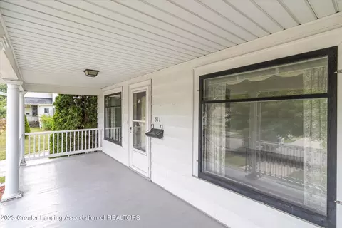 511 E Higham St, Saint Johns, MI 48879 photo 6