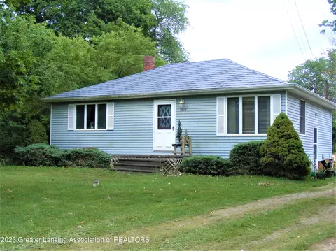 7346 Rossman Hwy, Eaton Rapids, MI 48827