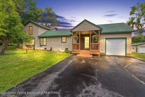 6776 Howe Rd, Bath, MI 48808 photo 6