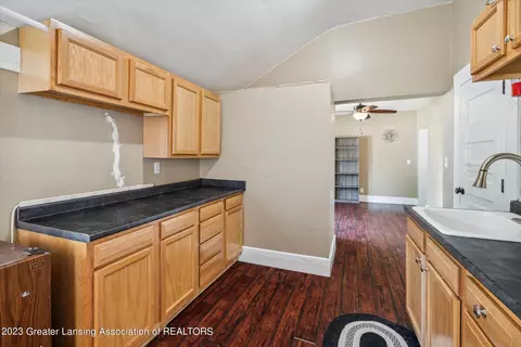 307 E Walker St, Saint Johns, MI 48879 photo 34