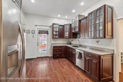 307 E Walker St, Saint Johns, MI 48879 photo 13