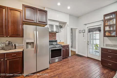 307 E Walker St, Saint Johns, MI 48879 photo 14
