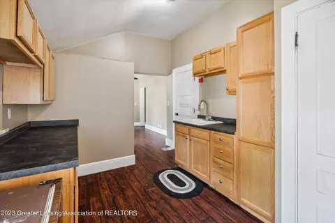 307 E Walker St, Saint Johns, MI 48879 photo 33