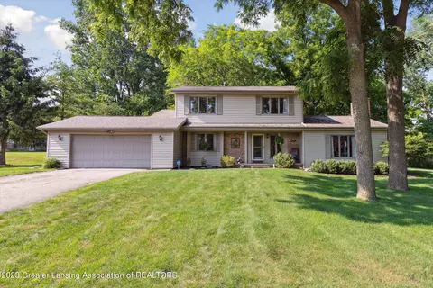 1636 Dobie Cir, Okemos, MI 48864