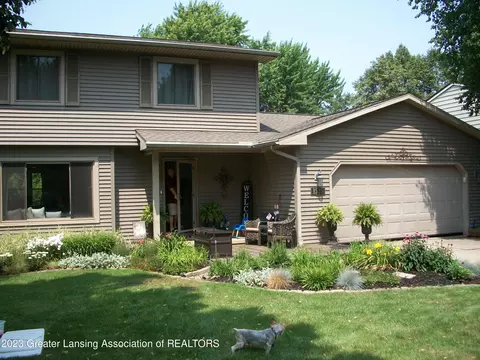 1535 Lindy Dr, Lansing, MI 48917