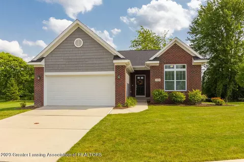 2429 Turning Leaf Ln, Okemos, MI 48864