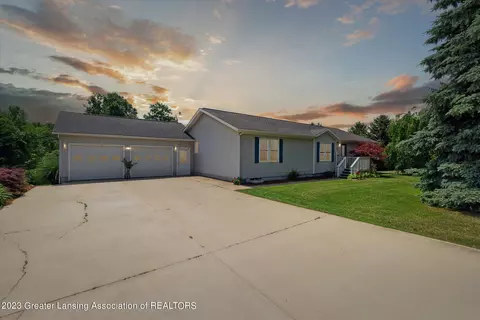 5475 W Taft Rd, Perrinton, MI 48871