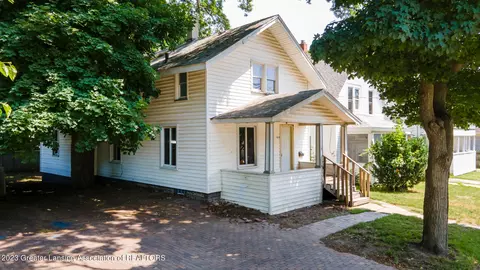 1515 Bailey St, Lansing, MI 48910