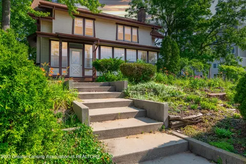 732 W Ottawa St, Lansing, MI 48915