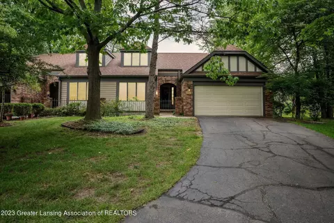 1940 W Danbury Dr, Okemos, MI 48864