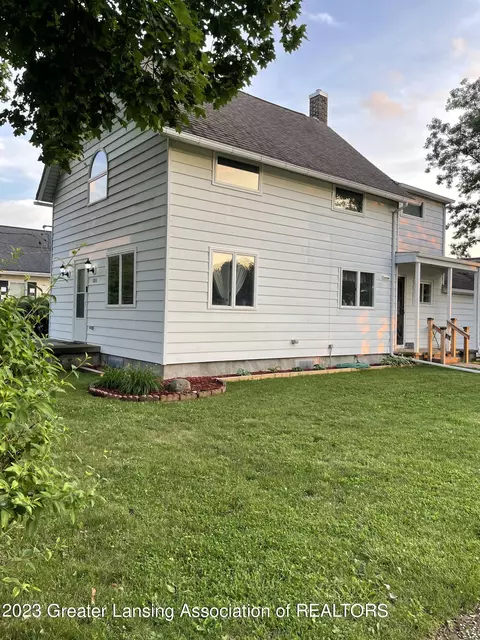 1026 S Oak St, Lennon, MI 48449