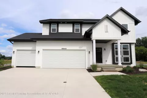 5640 Copper Creek Dr, Haslett, MI 48840