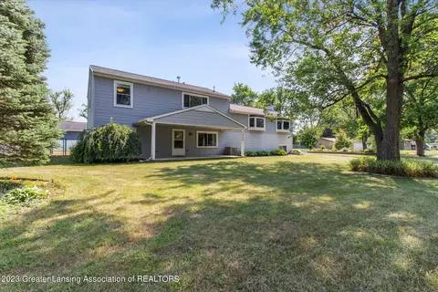 7866 E Greenfield Rd, Lansing, MI 48917