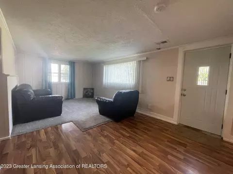 2020 E Cavanaugh Rd, Lansing, MI 48910 photo 6