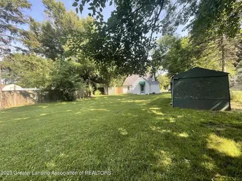 2020 E Cavanaugh Rd, Lansing, MI 48910 photo 19
