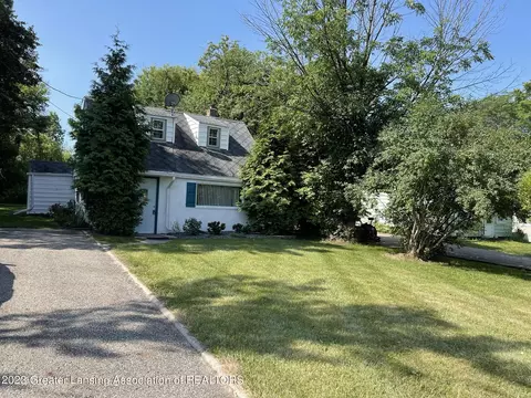 2020 E Cavanaugh Rd, Lansing, MI 48910