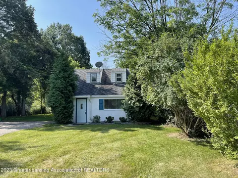 2020 E Cavanaugh Rd, Lansing, MI 48910 photo 2