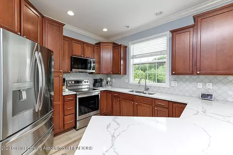 13796 Myrtle Dr, Dewitt, MI 48820 photo 9