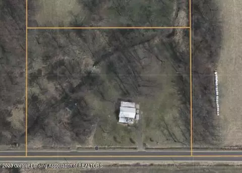 3210 W Mt Hope Hwy, Mulliken, MI 48861