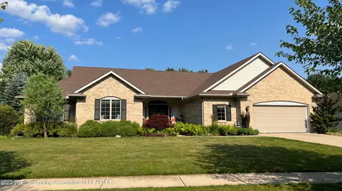 13101 Primrose Ln, Dewitt, MI 48820