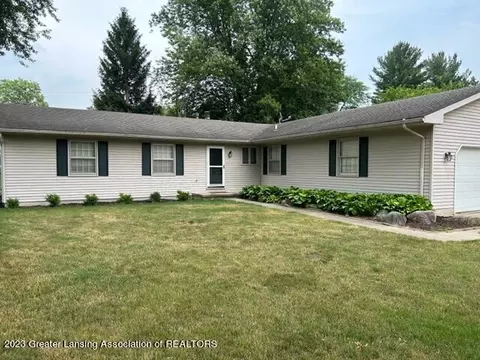 6108 Horizon Dr, East Lansing, MI 48823