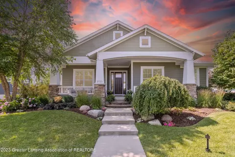 2723 Carnoustie Dr, Okemos, MI 48864