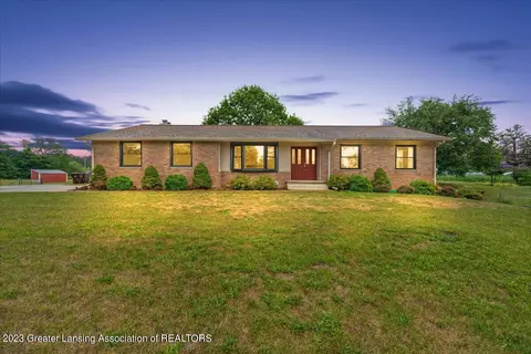4711 Kinneville Rd, Onondaga, MI 49264
