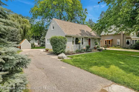 321 E Cherry St, Mason, MI 48854 photo 3