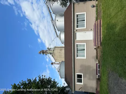 421 N Church St, Potterville, MI 48876