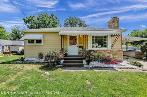 626 Samantha St, Lansing, MI 48910
