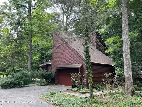3935 W Willow Hwy, Lansing, MI 48917