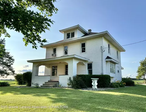 3755 E Howe Rd, Dewitt, MI 48820 photo 1
