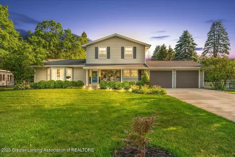 1910 Tomahawk Rd, Okemos, MI 48864