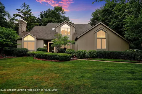 3780 Viceroy Dr, Okemos, MI 48864