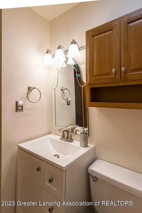 4920 Knapp St, Dimondale, MI 48821 photo 16