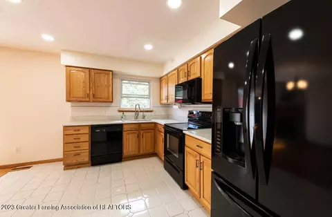 4920 Knapp St, Dimondale, MI 48821 photo 7