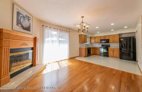 4920 Knapp St, Dimondale, MI 48821 photo 9