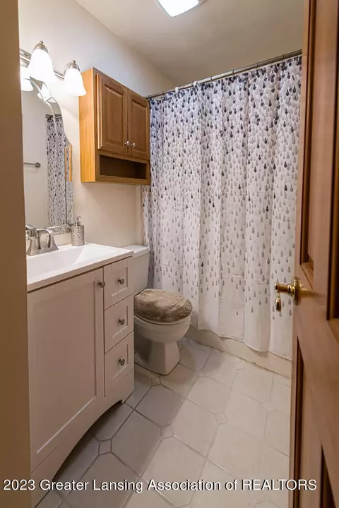4920 Knapp St, Dimondale, MI 48821 photo 13