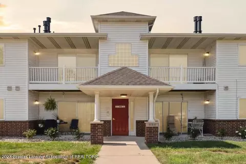 916 Carom Cir, Mason, MI 48854