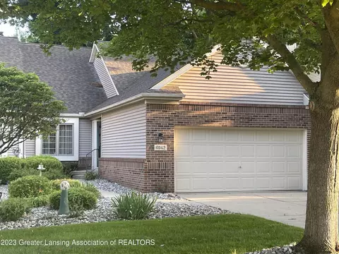6042 Madeira Dr #98, Lansing, MI 48917