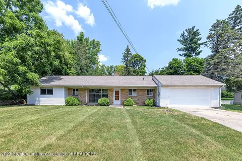 3412 Tecumseh River Rd, Lansing, MI 48906