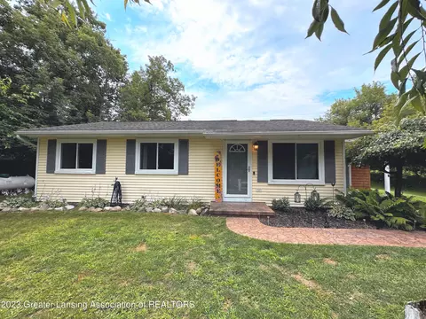 3631 Steinacker Rd, Howell, MI 48855