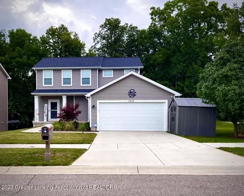 2510 Winterberry St, Holt, MI 48842