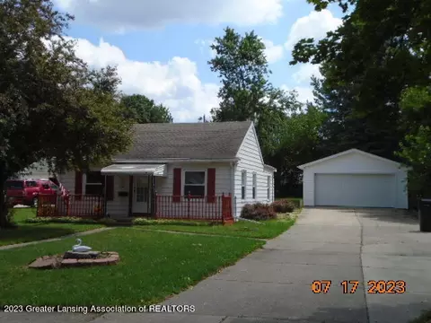 3105 S Deerfield Ave, Lansing, MI 48911
