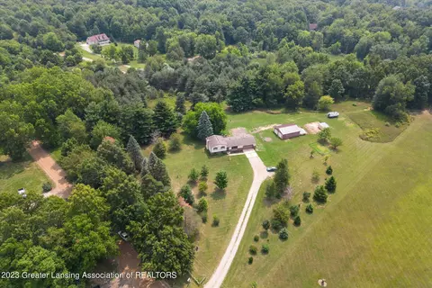 5900 E Centerline Rd, Saint Johns, MI 48879 photo 10
