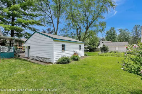 232 E Cherry St, Mason, MI 48854 photo 5