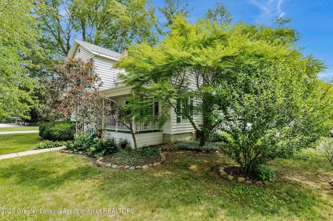 232 E Cherry St, Mason, MI 48854 photo 6