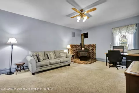 232 E Cherry St, Mason, MI 48854 photo 10
