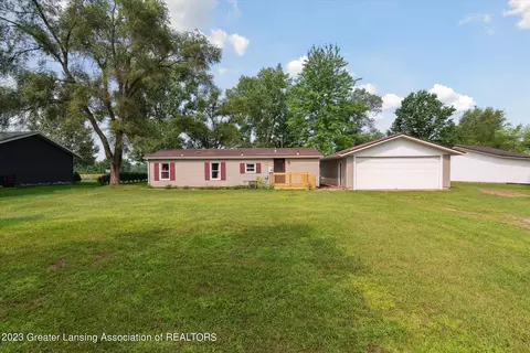 3835 N Woodruff Rd, Weidman, MI 48893