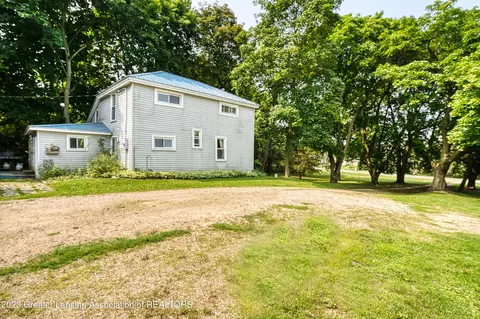 6733 S Loomis Rd, Dewitt, MI 48820 photo 10